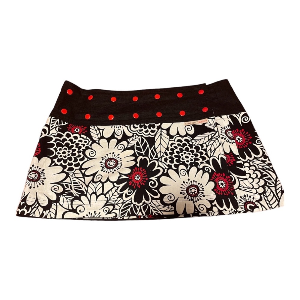 SWEET SPOT Skirts Reversible Athletic Skirt Rocking Red